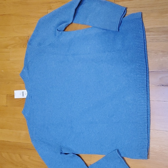 J. JILL Relaxed Fit Crew Neck Sweater - Picture 4 of 8
